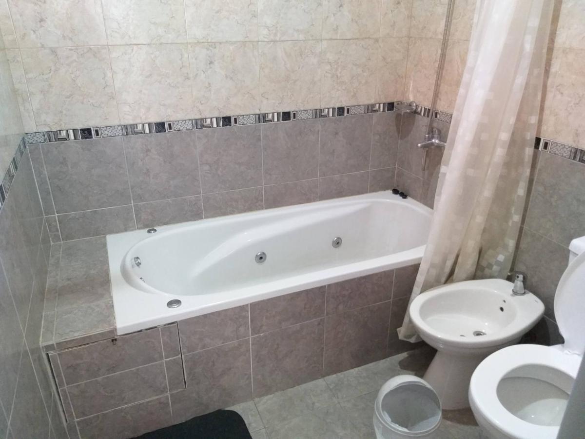 Casa Quinta En Tortuguitas Villa Eksteriør billede